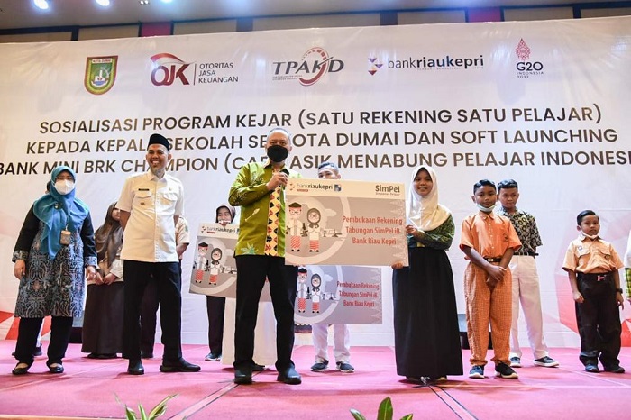 Segera Hadir Bank Mini di Sekolah-Sekolah, BRK Syariah Luncurkan BRK Champion
